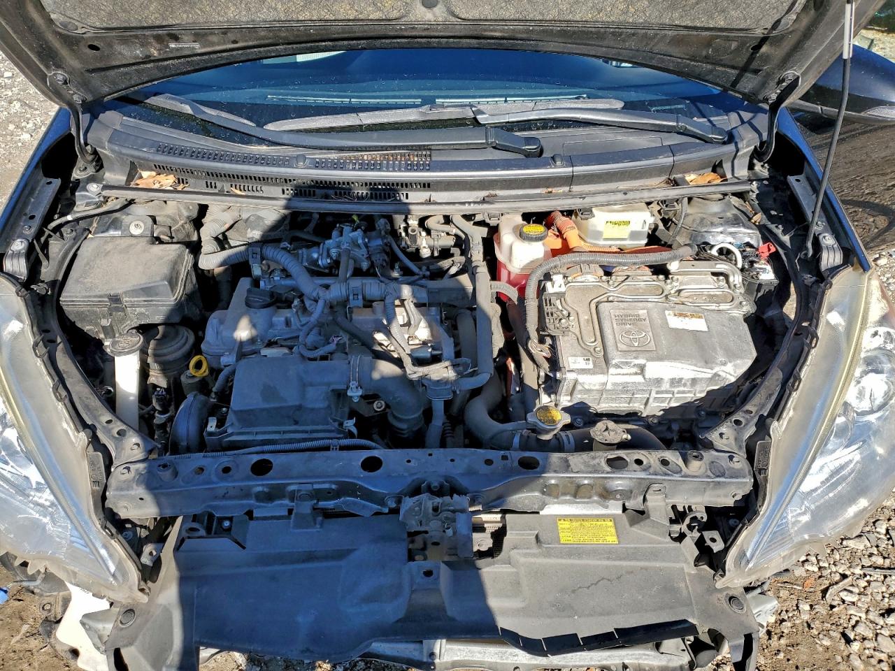 Toyota Prius Image 11