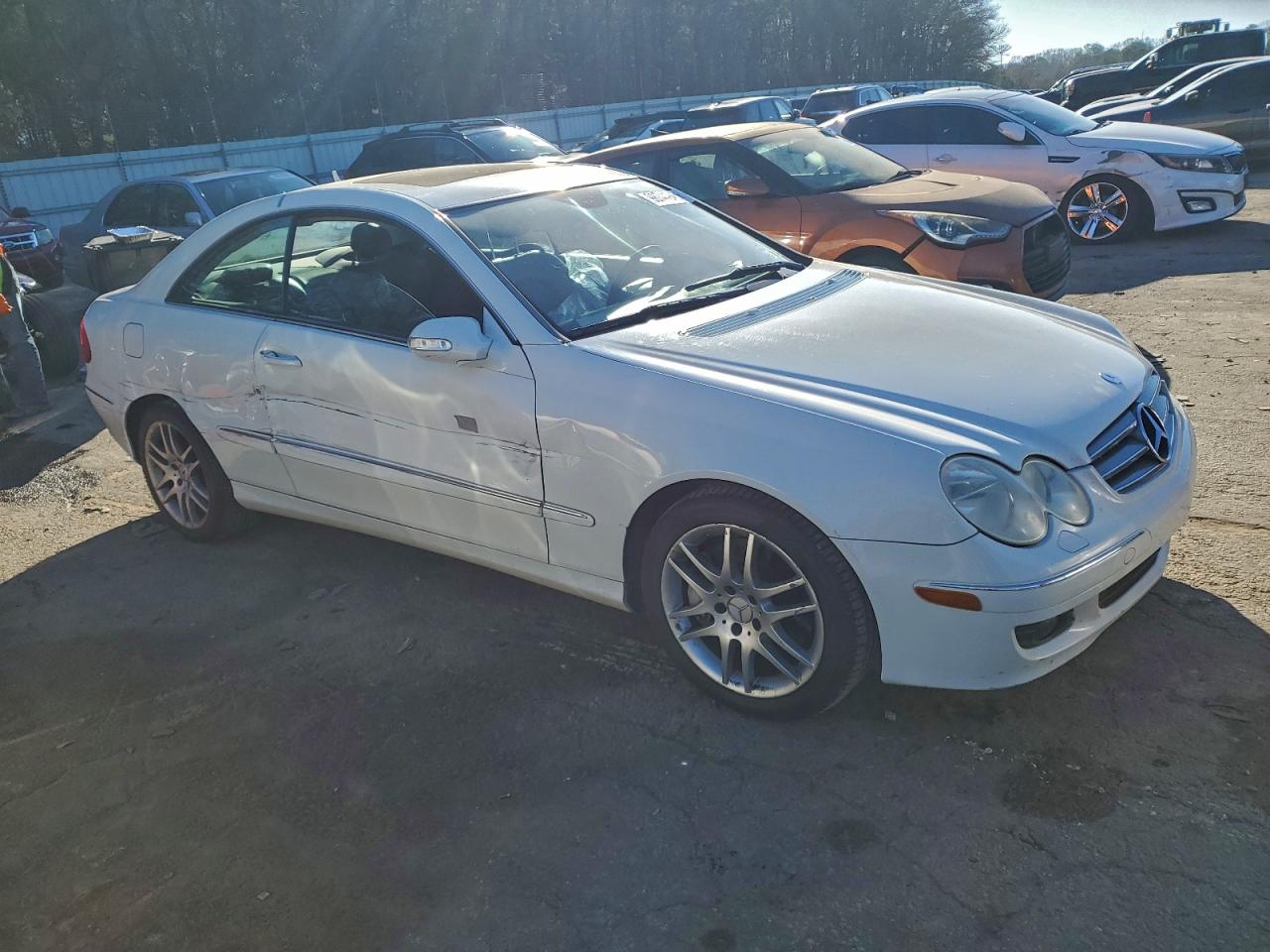 Mercedes-Benz Clk-class 350 Image 3