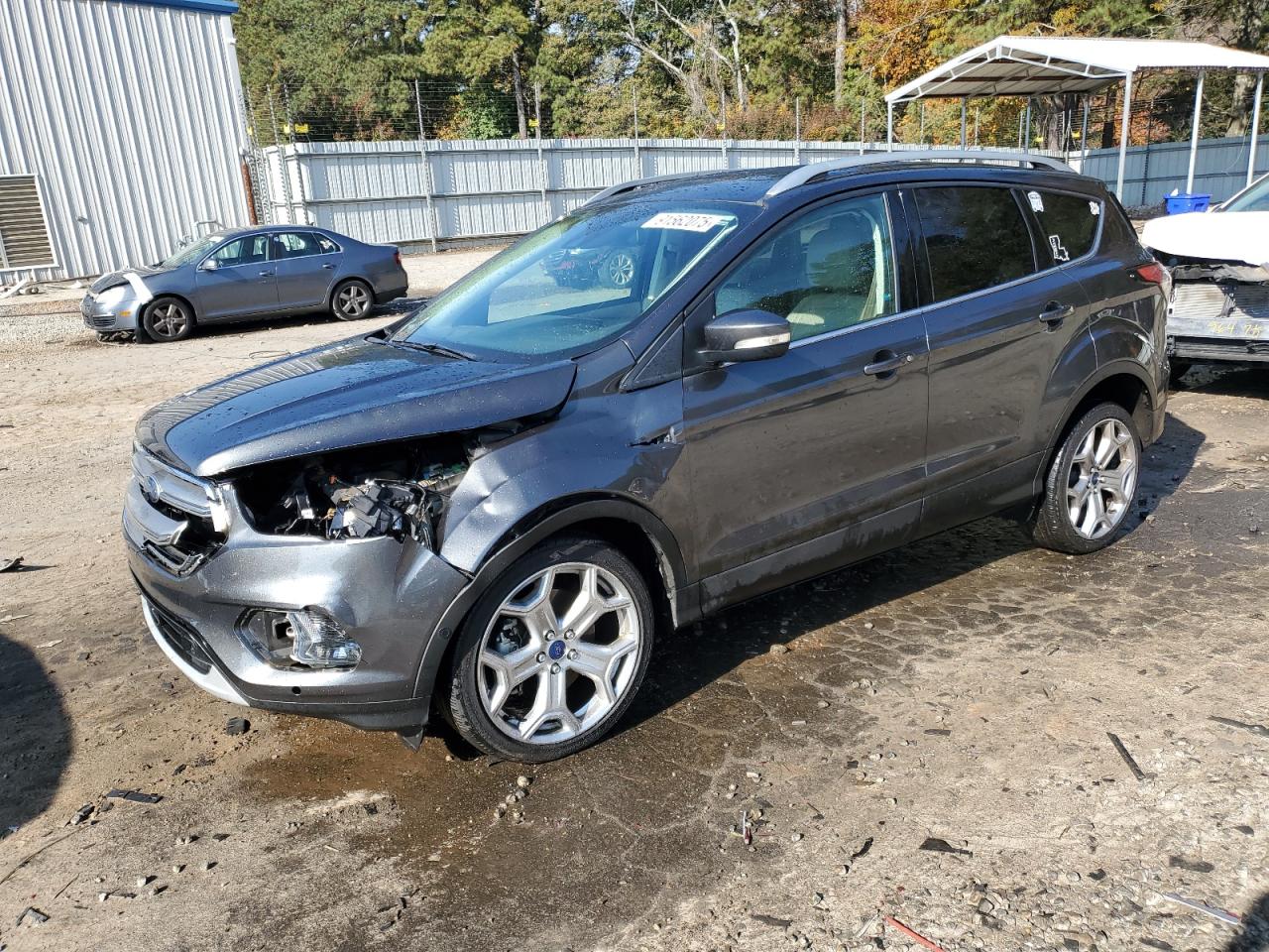Ford Escape Titanium Image 1