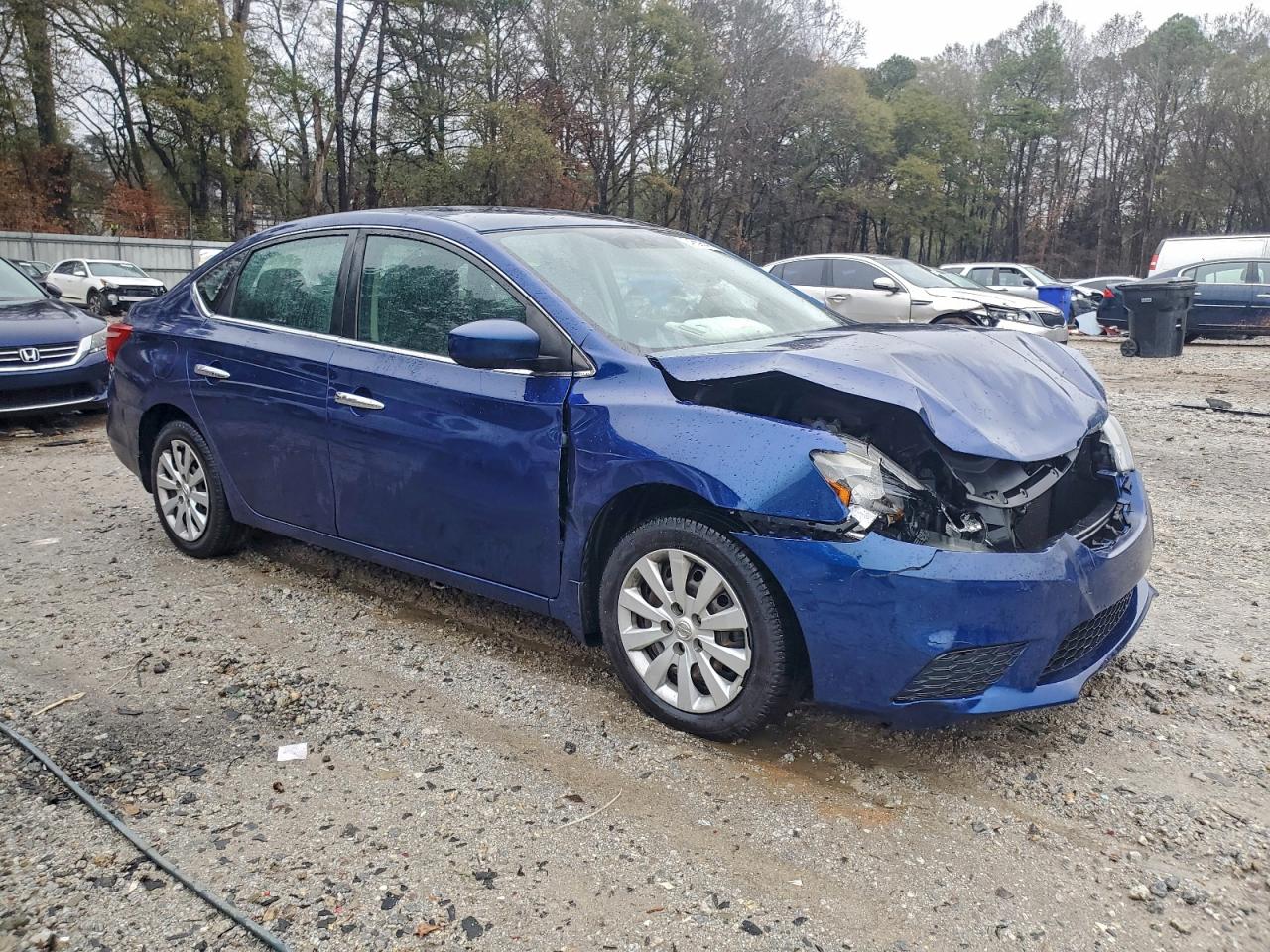 Nissan Sentra S Image 3