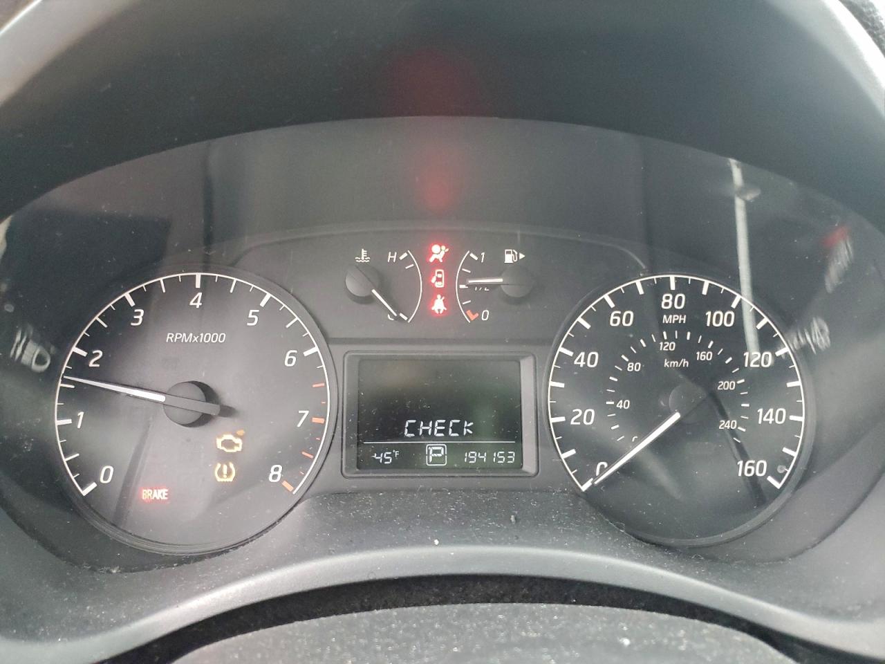 Nissan Sentra S Image 7