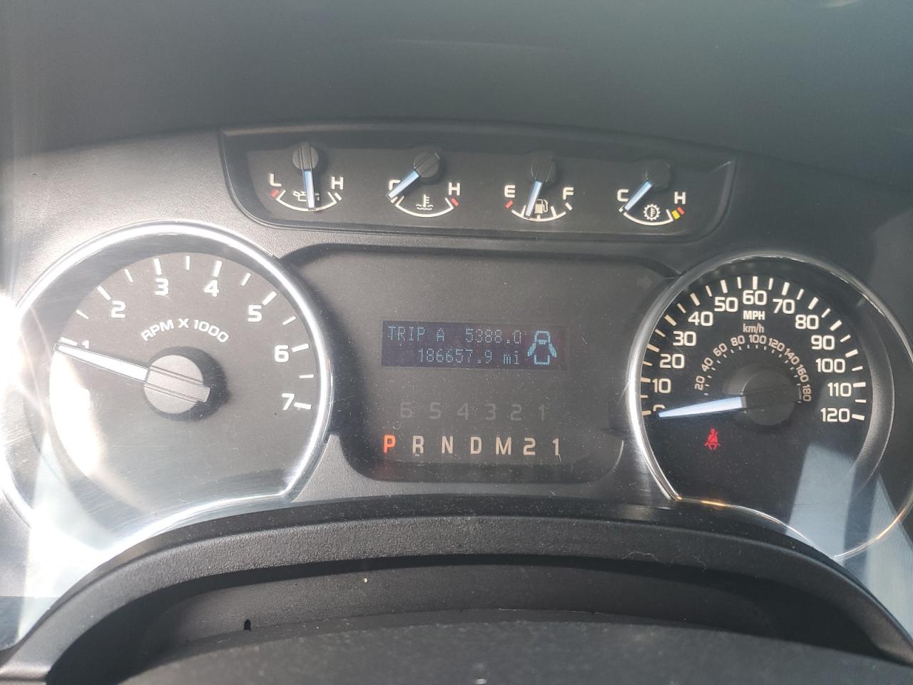 Ford F-150 Supercrew Image 5