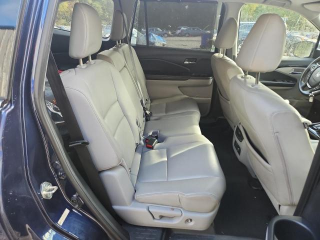 Honda Pilot Touring Image 2