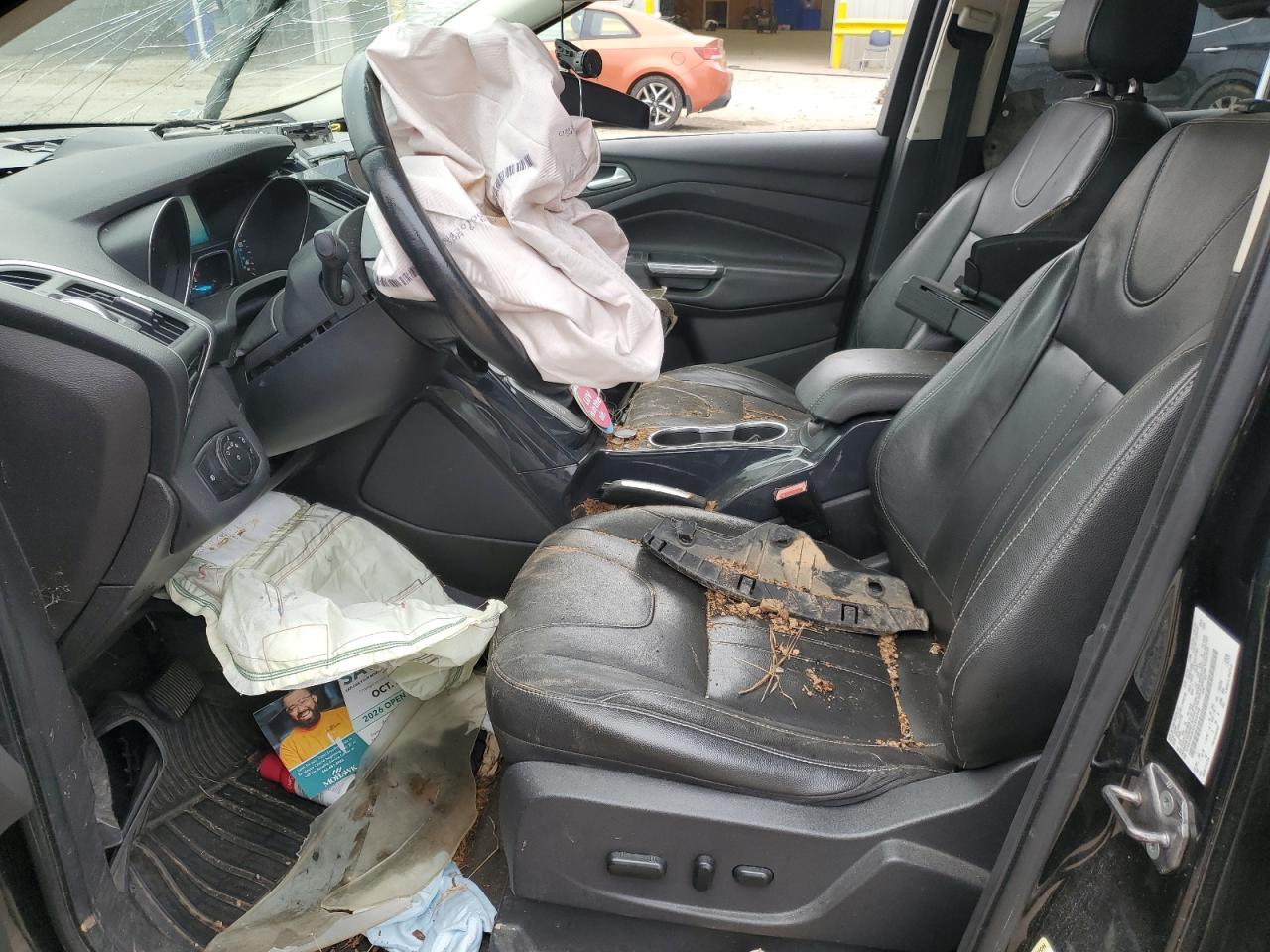 Ford Escape Titanium Image 6