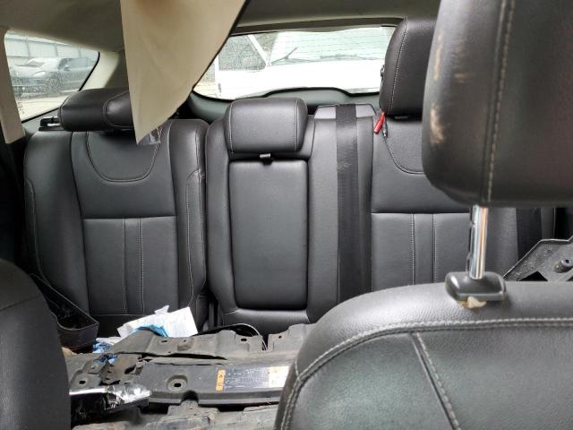 Ford Escape Titanium Image 12