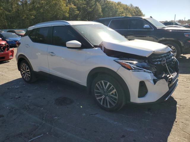 Nissan Kicks Sv Image 6