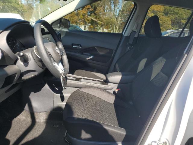 Nissan Kicks Sv Image 8