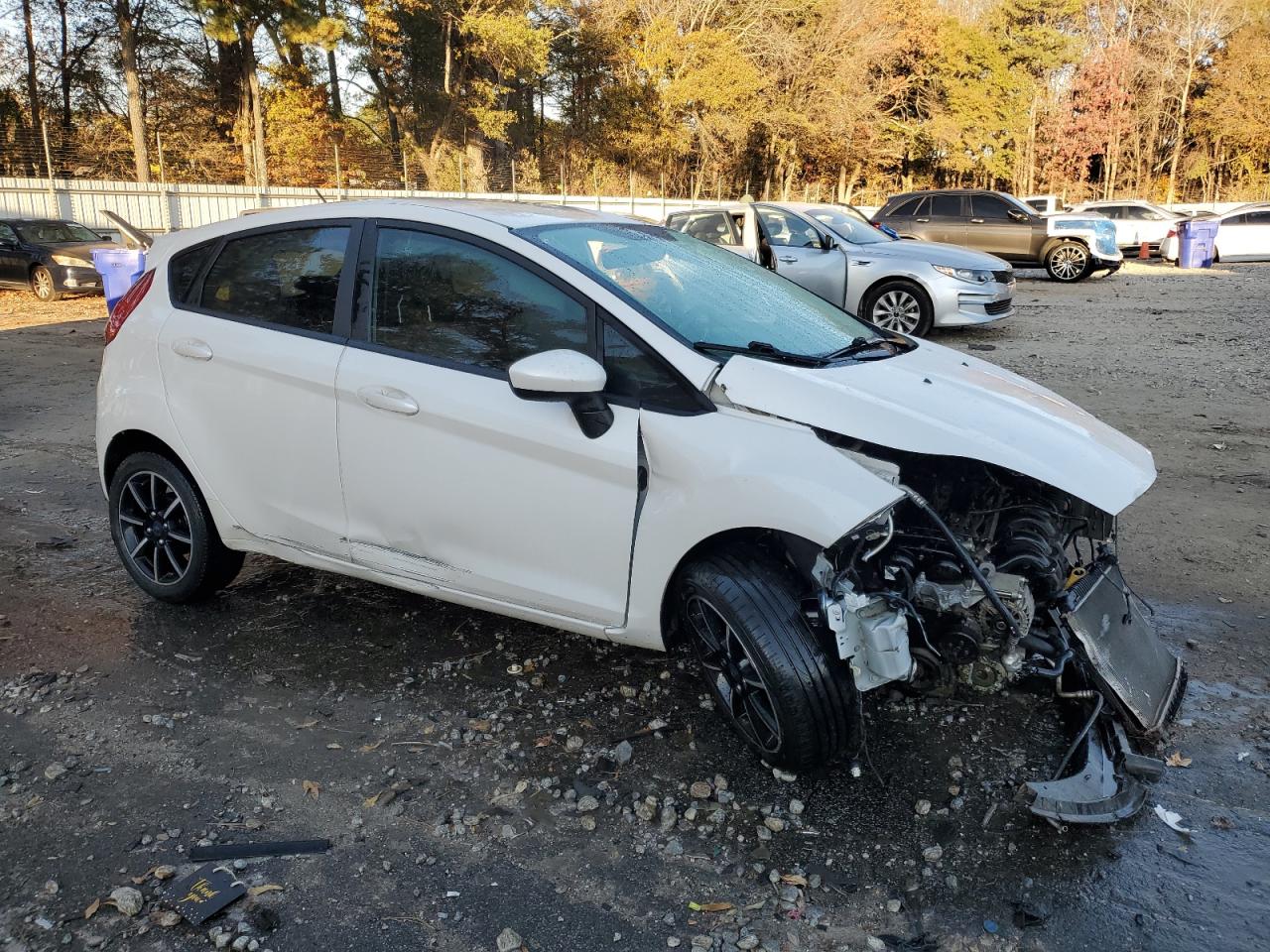 Ford Fiesta Se Image 6