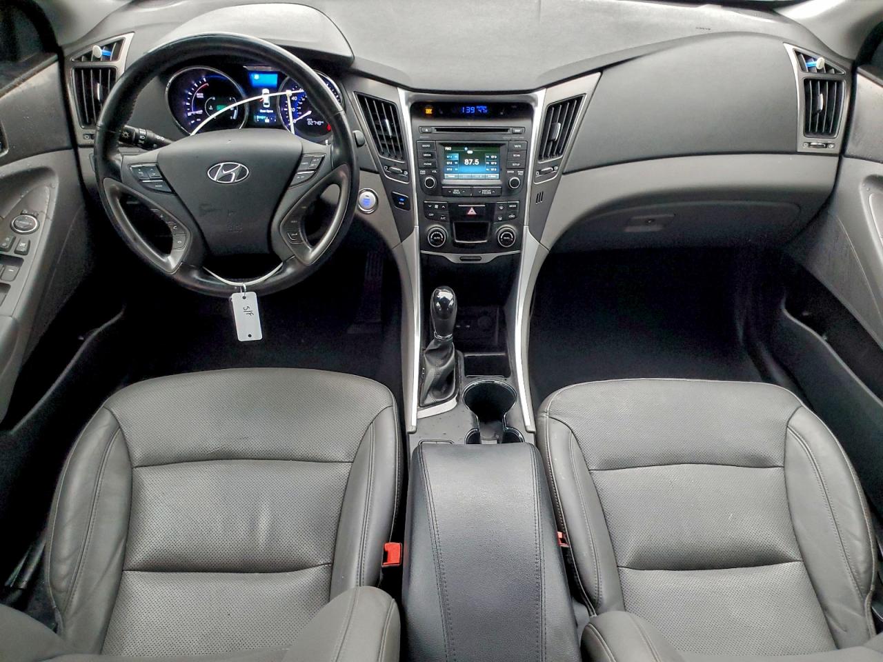 Hyundai SONATA Hybrid Image 4