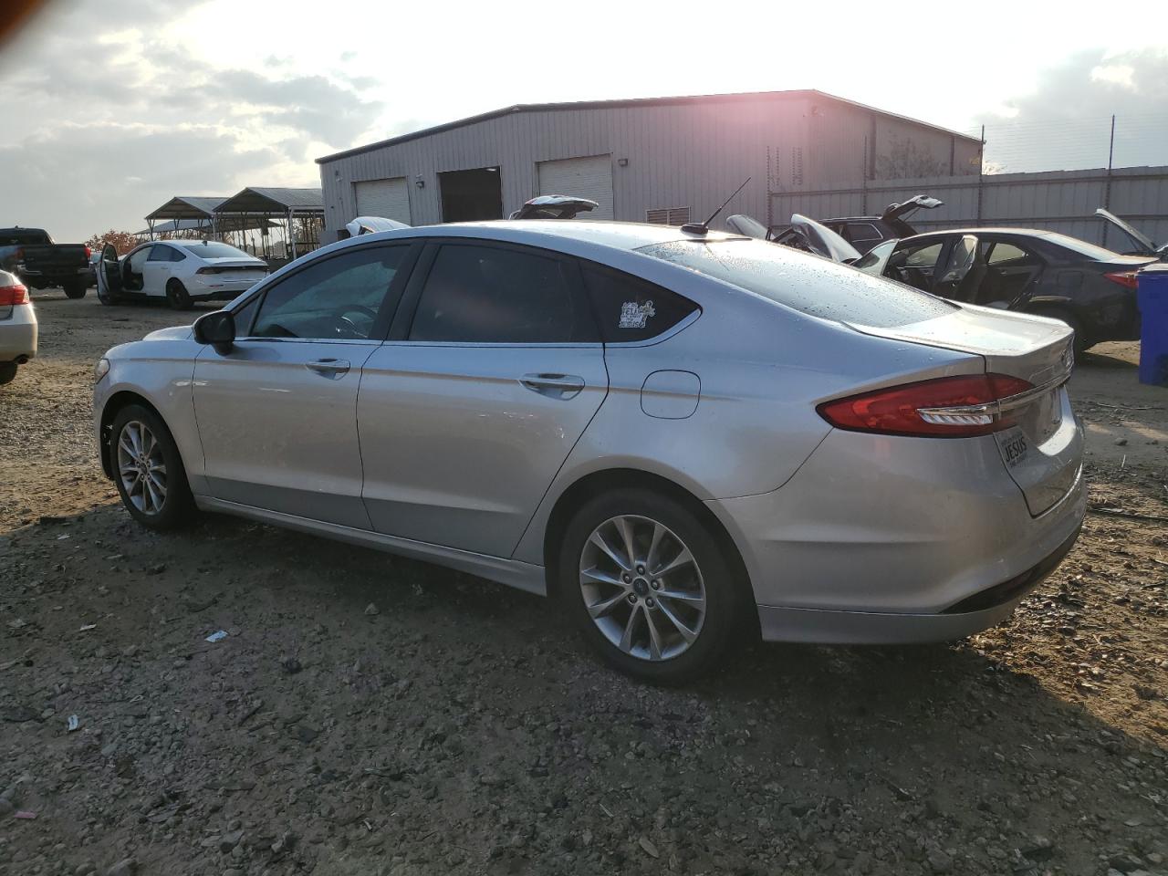 Ford Fusion Se Image 4