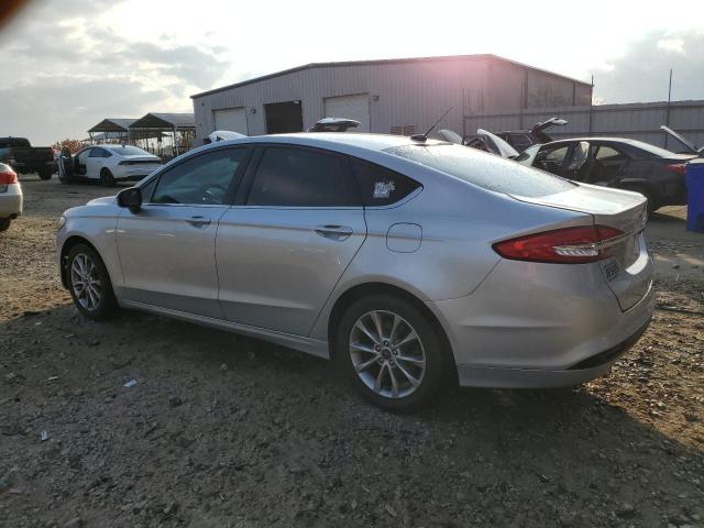 Ford Fusion Se Image 4