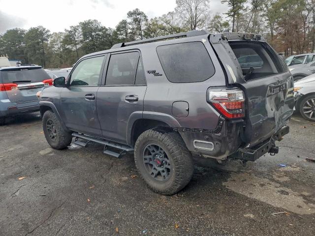 Toyota 4Runner Sr5/sr5 Premium Image 3