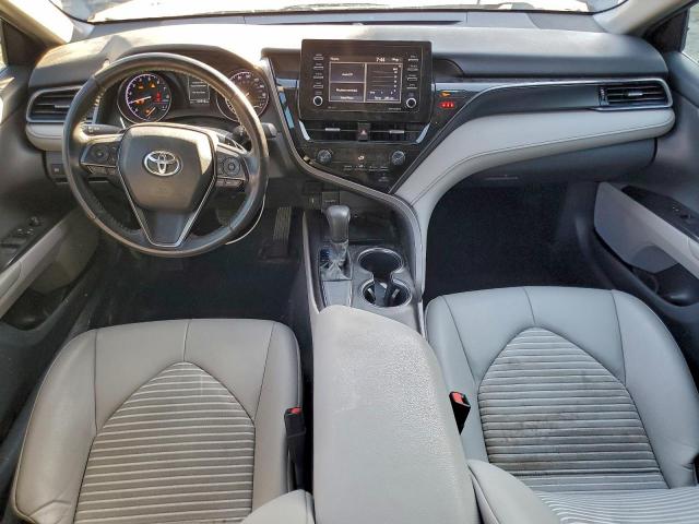 Toyota Camry Se Image 11