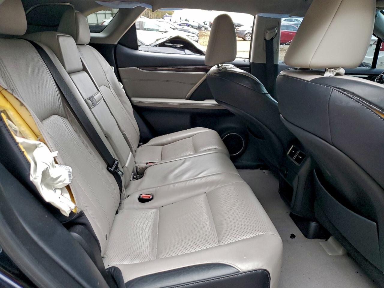 Lexus RX 350 Base Image 12