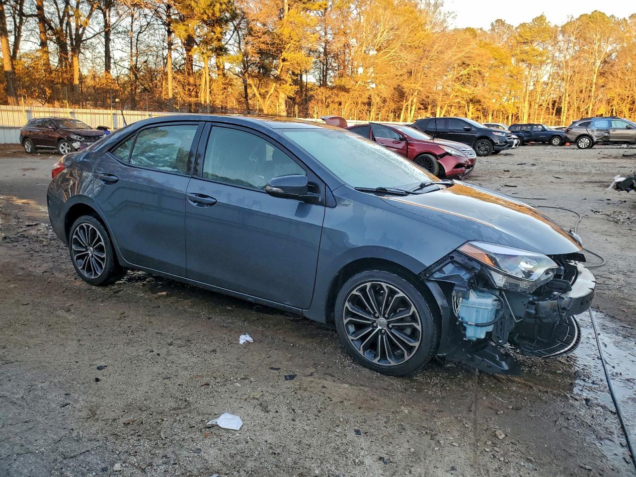 Toyota Corolla L Image 4