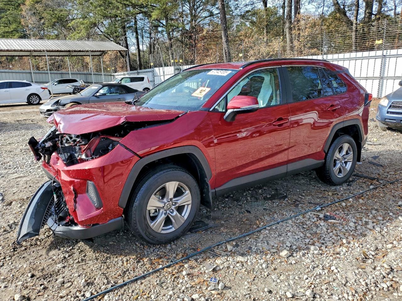 Toyota RAV4 Xle Image 1