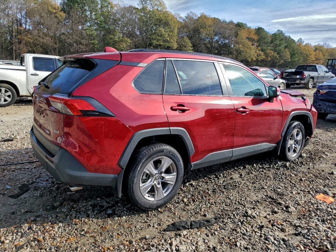 Toyota RAV4 Xle Image 10