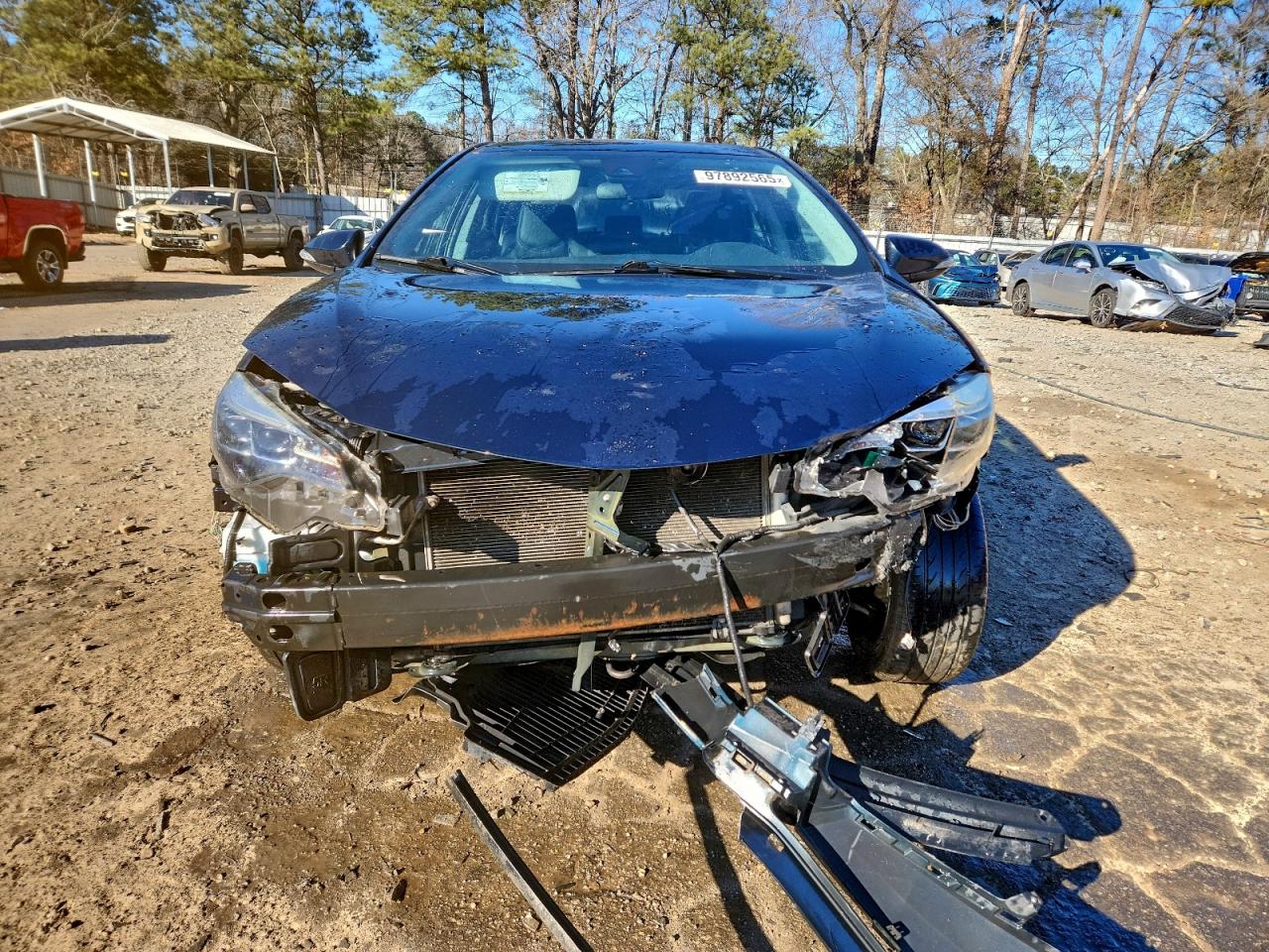 Toyota Corolla L Image 8