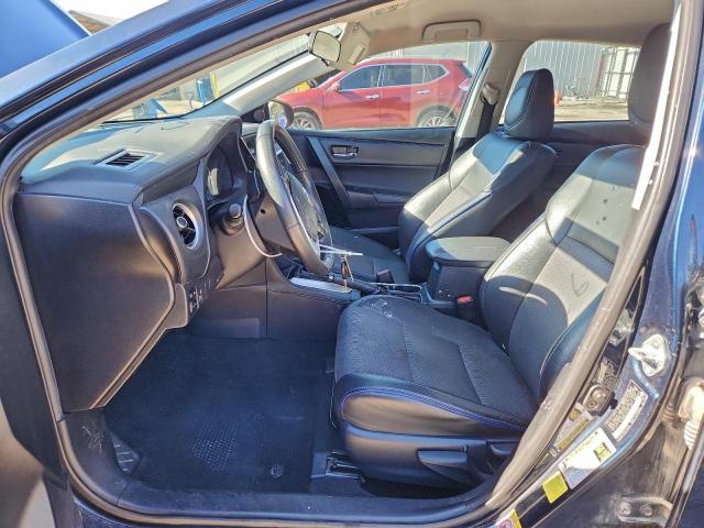 Toyota Corolla L Image 11