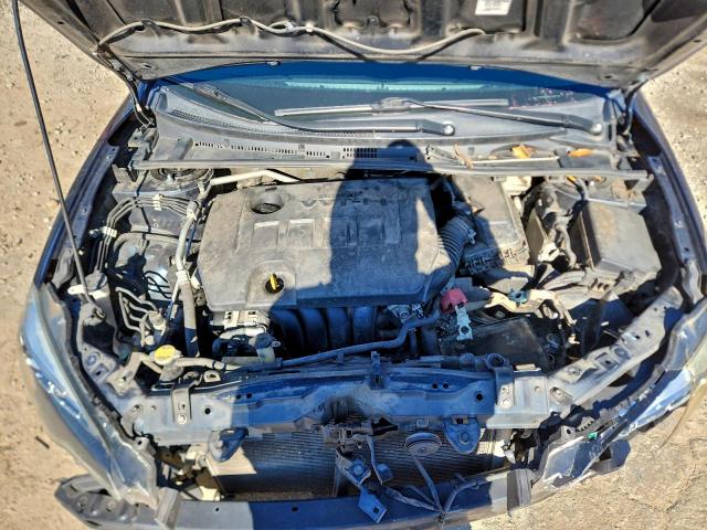 Toyota Corolla L Image 6