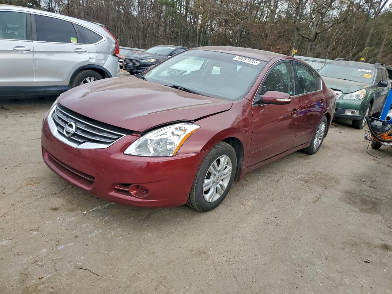 Nissan Altima Base Image 1