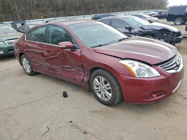 Nissan Altima Base Image 10