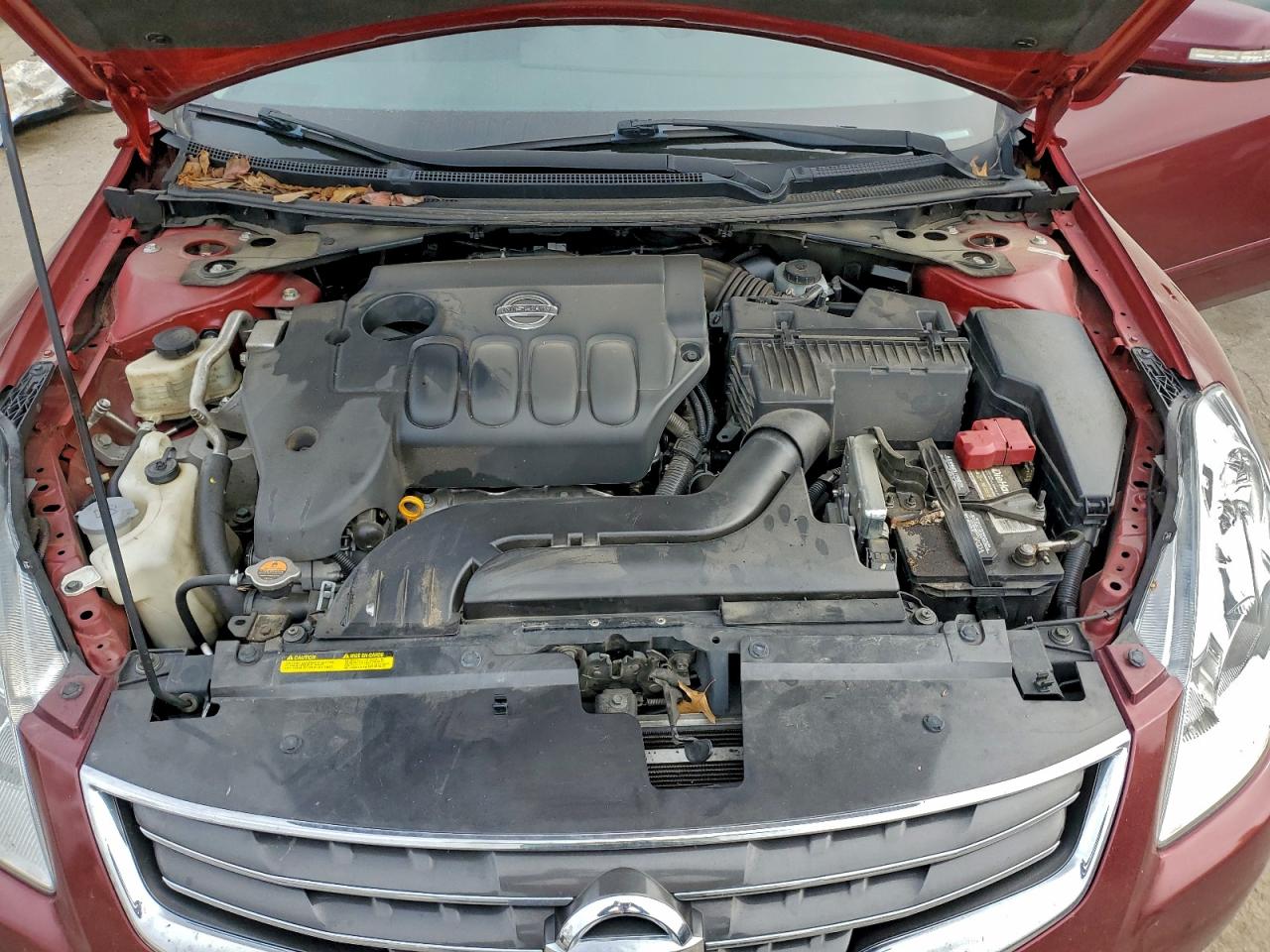 Nissan Altima Base Image 8