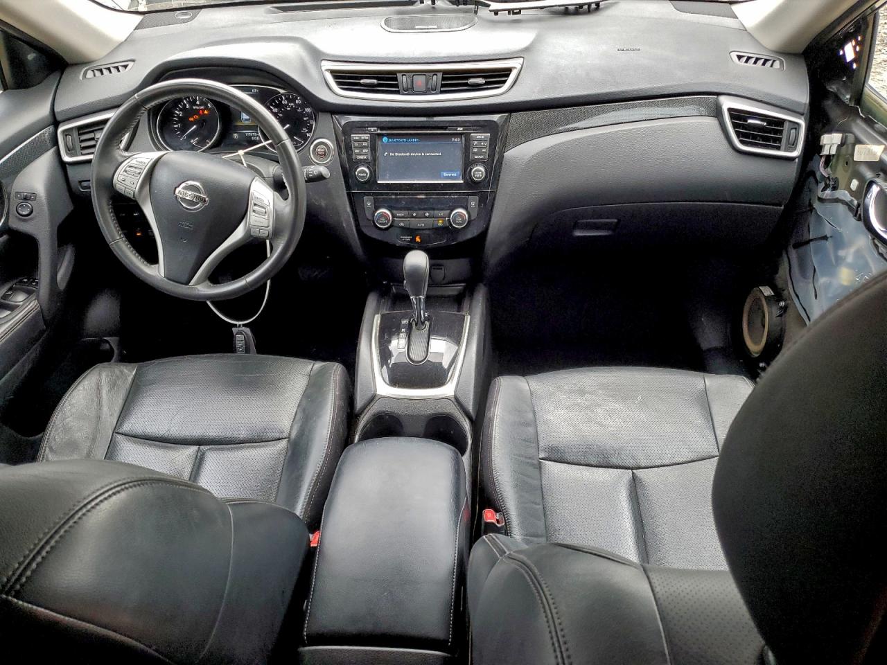 Nissan Rogue S Image 4