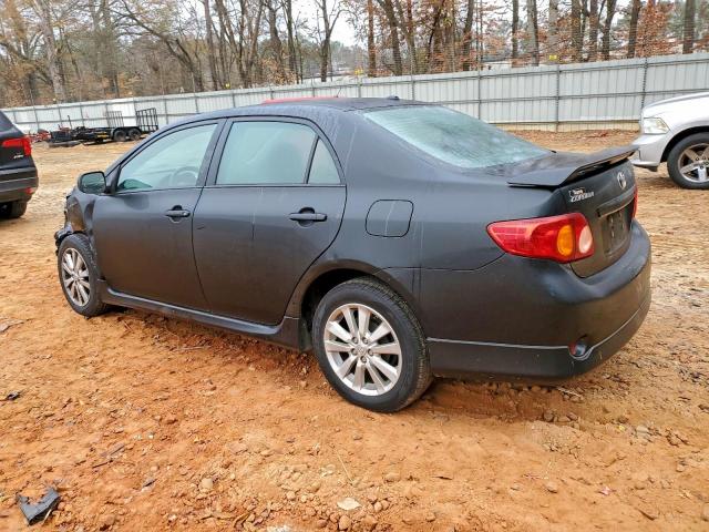 Toyota Corolla Base Image 2