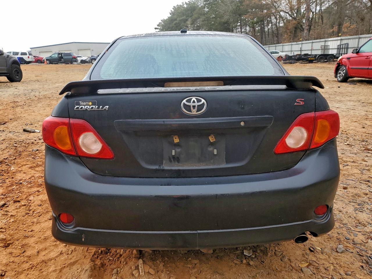 Toyota Corolla Base Image 11