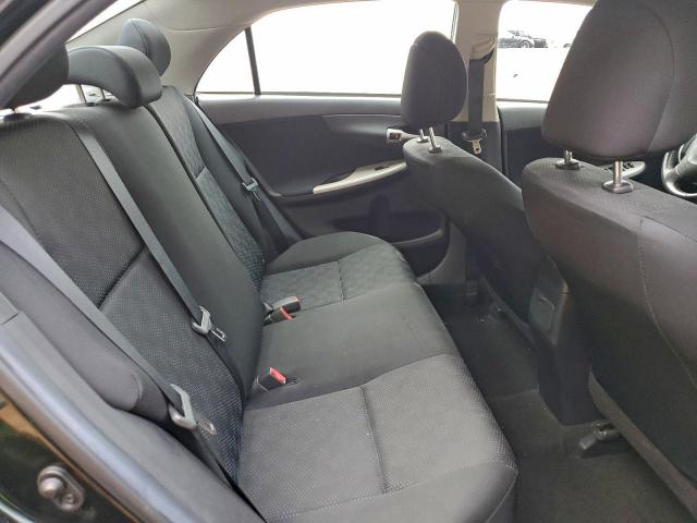 Toyota Corolla Base Image 6