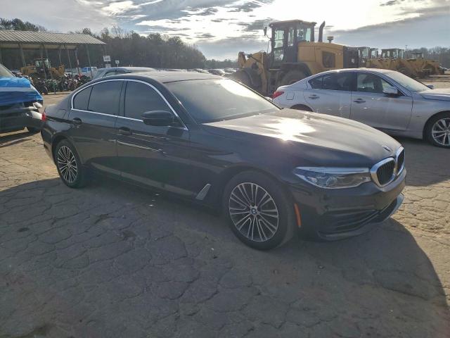 BMW 5 Series I Image 4