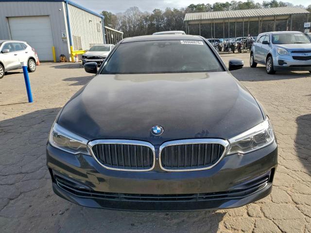BMW 5 Series I Image 5