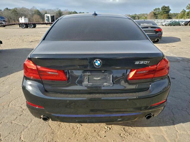 BMW 5 Series I Image 10