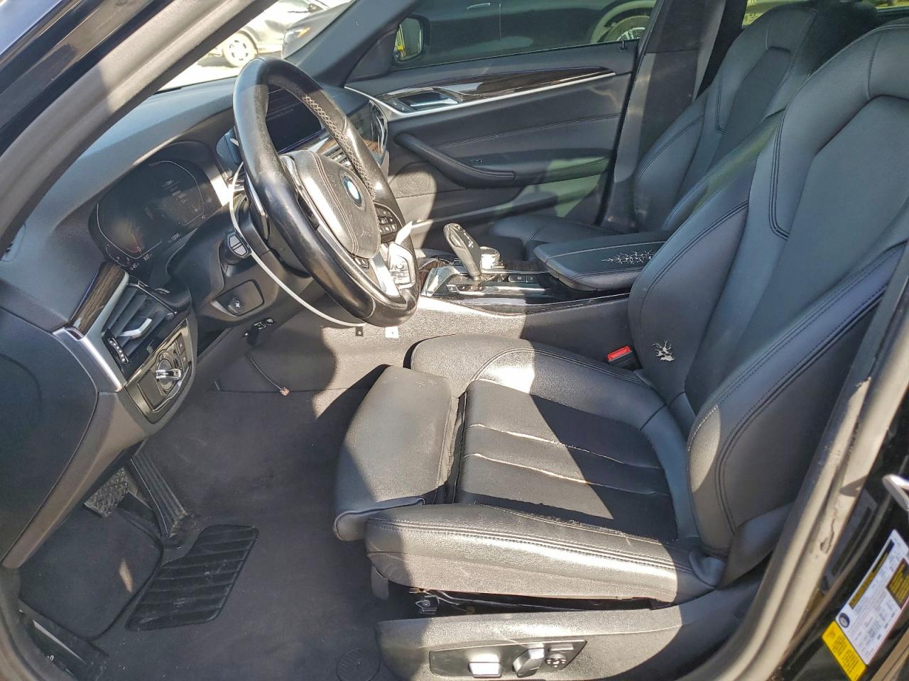 BMW 5 Series I Image 9