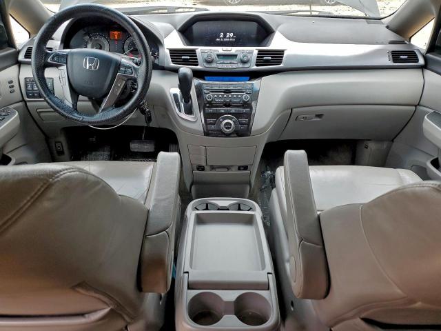 Honda Odyssey Touring Image 7