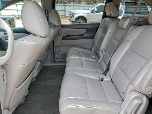 Honda Odyssey Touring Image 6