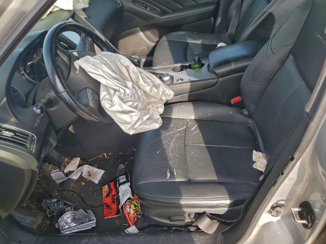 INFINITI Q50 Base Image 2