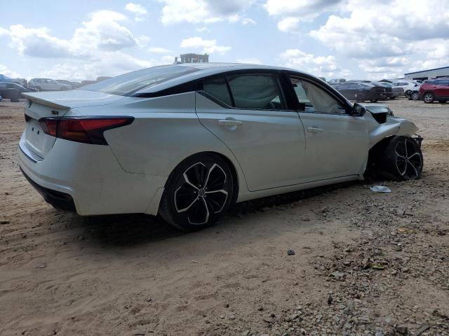 Nissan Altima Sr Image 2