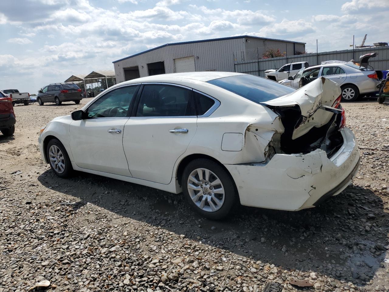 Nissan Altima 2.5 Image 2