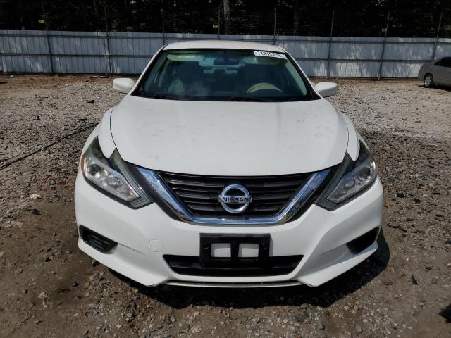 Nissan Altima 2.5 Image 3
