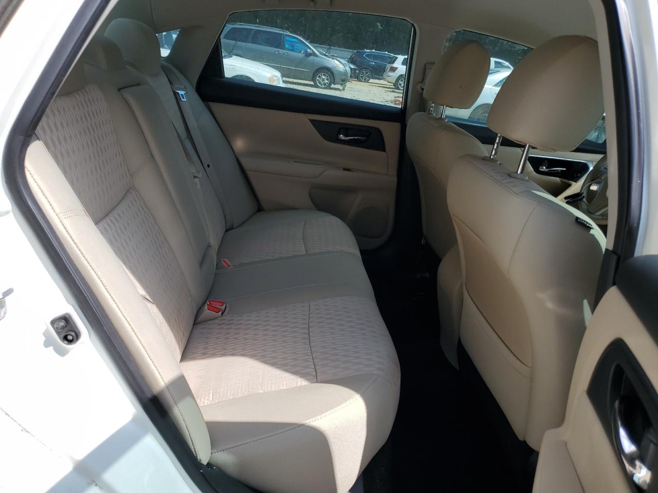 Nissan Altima 2.5 Image 9