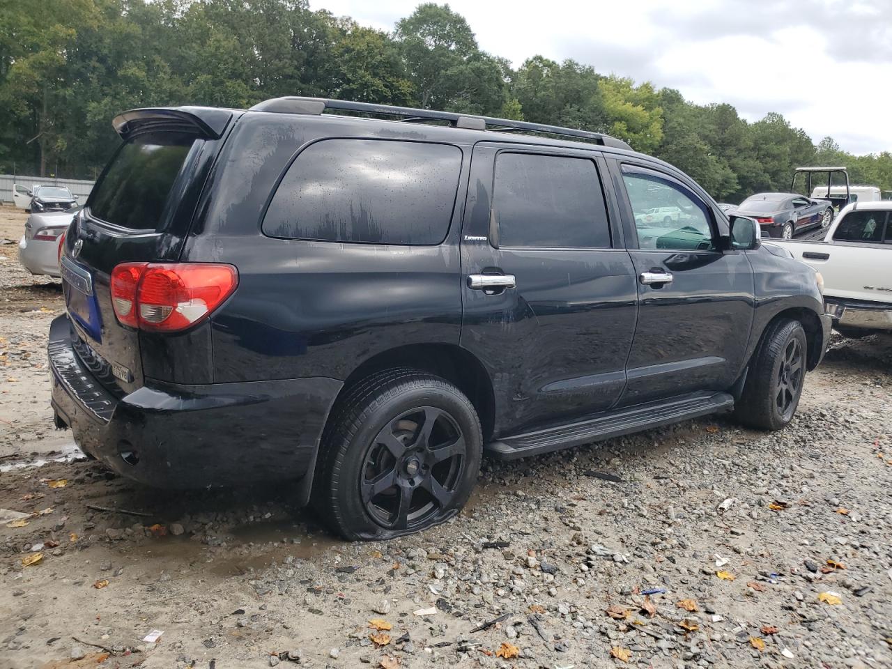 Toyota Sequoia Limited Image 8