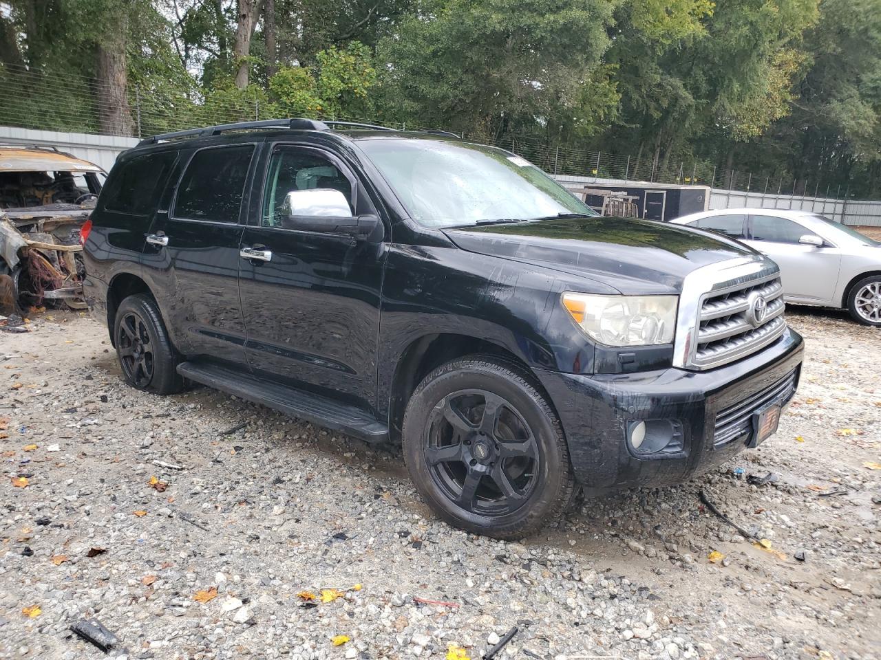 Toyota Sequoia Limited Image 3