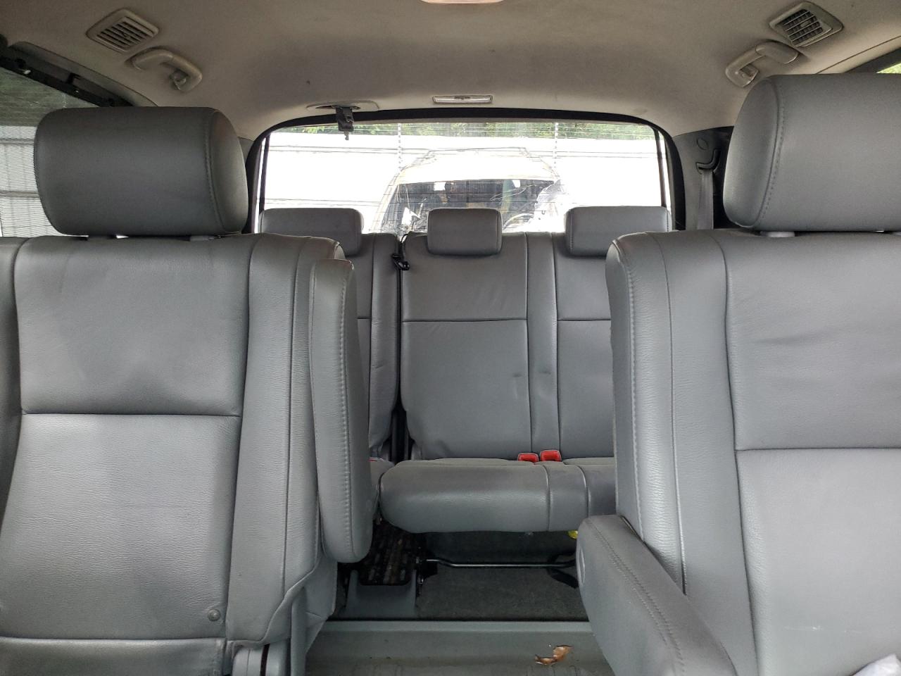 Toyota Sequoia Limited Image 13