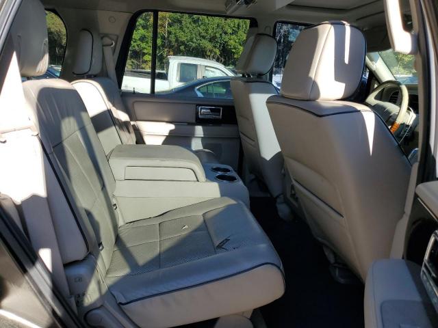 Lincoln Navigator Image 8