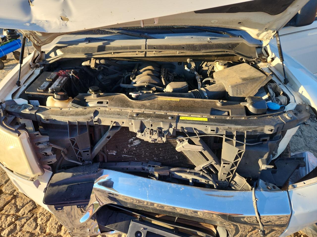 Nissan Titan Xe Image 5