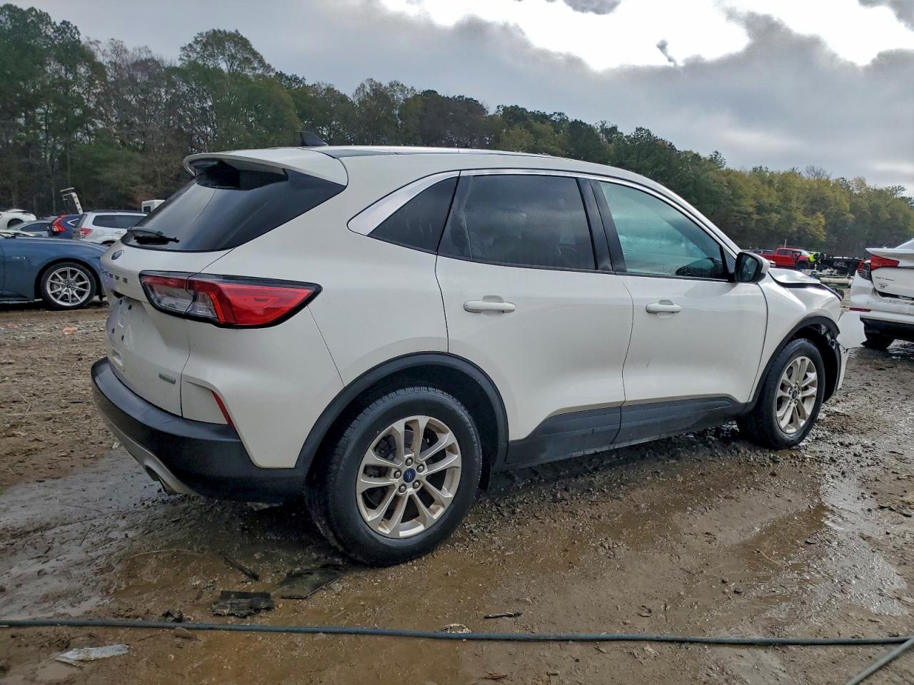 Ford Escape Se Image 2