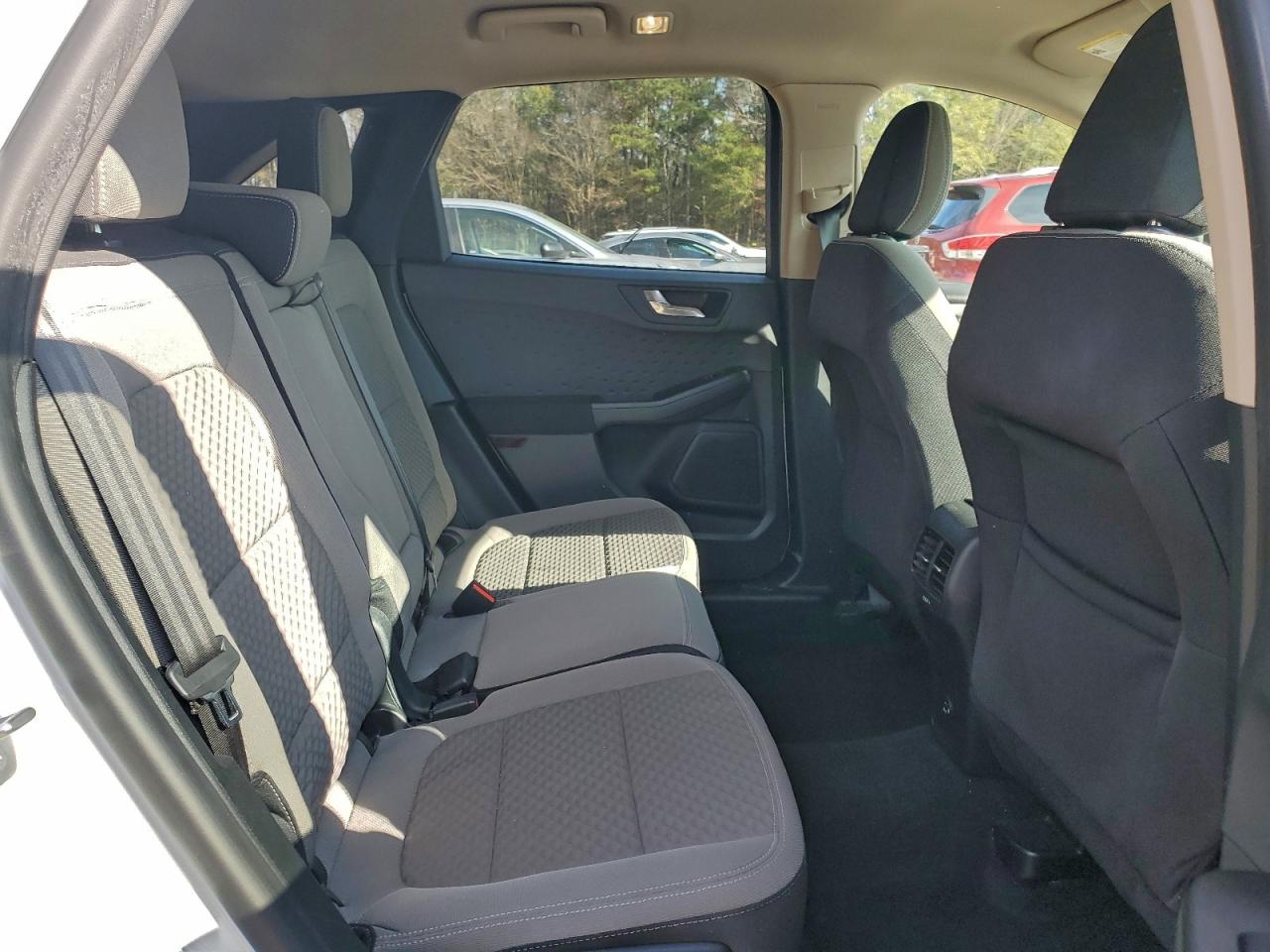 Ford Escape Se Image 6