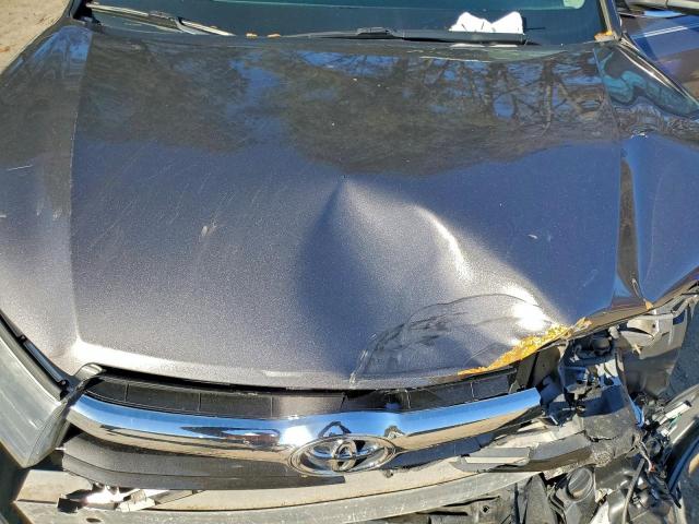 Toyota Highlander Le Image 9